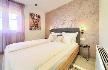 2-Bedroom Apartment with Private Pool, Kornić