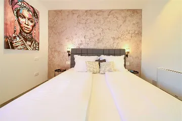 2-Bedroom Apartment with Private Pool, Kornić