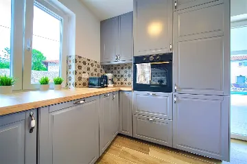 3-Bedroom Villa in Rasopasno (Krk) with Heated Pool