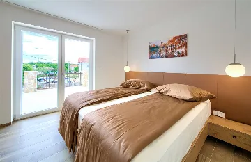 3-Bedroom Villa in Rasopasno (Krk) with Heated Pool