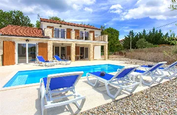 3-Bedroom Villa in Rasopasno (Krk) with Heated Pool
