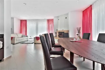 Villa in Štrika with Pool and Hot Tub