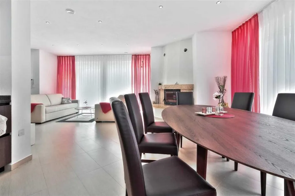 Villa in Štrika with Pool and Hot Tub