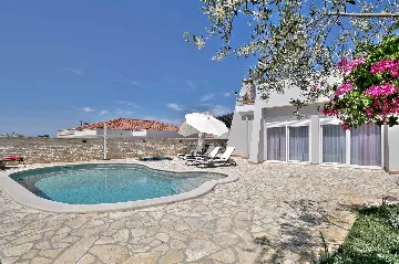 Villa in Štrika with Pool and Hot Tub