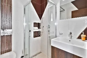 Villa in Štrika with Pool and Hot Tub