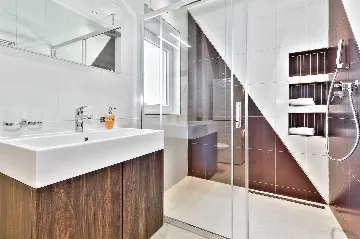 Villa in Štrika with Pool and Hot Tub