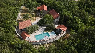 2-Bedroom Villa in Sveti Vid Dobrinjski (Krk), Croatia