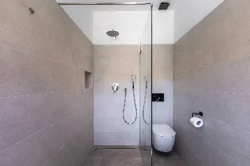 Villa in Gostinjac (Krk) with Heated Pool