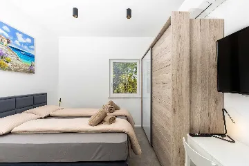 Villa in Gostinjac (Krk) with Heated Pool