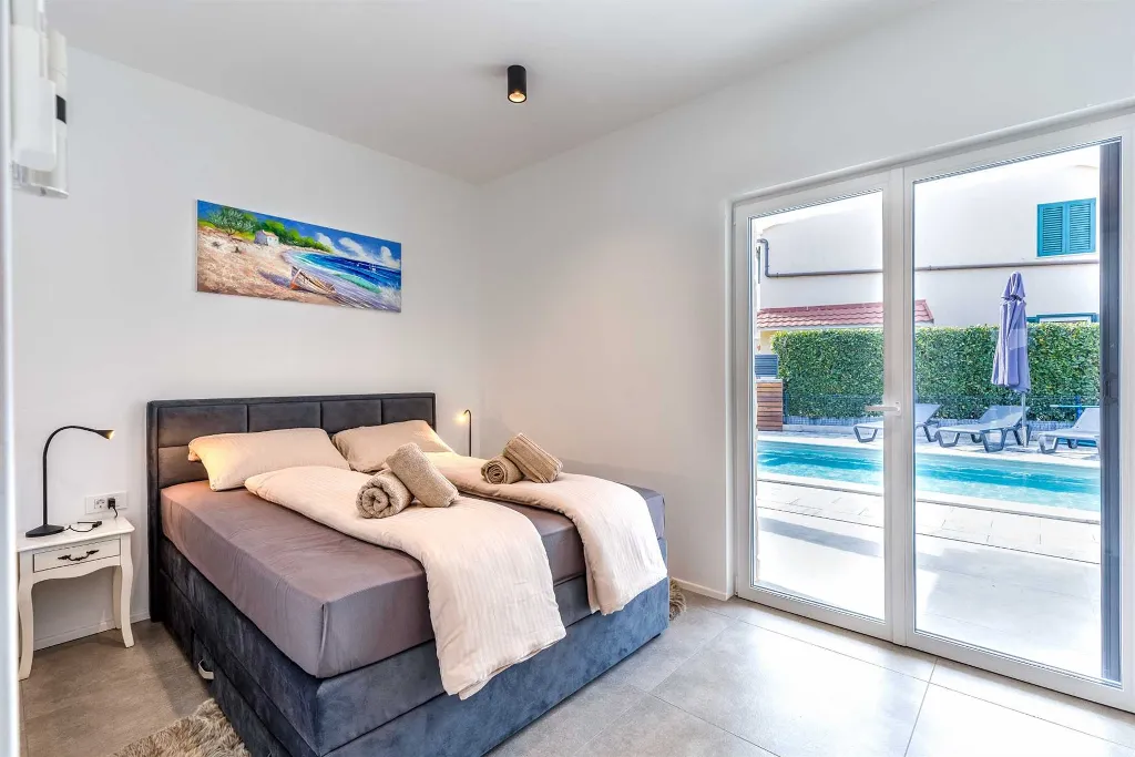 Villa in Gostinjac (Krk) with Heated Pool