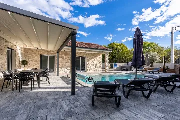 Villa in Gostinjac (Krk) with Heated Pool