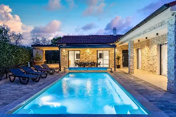 Villa in Gostinjac (Krk) with Heated Pool