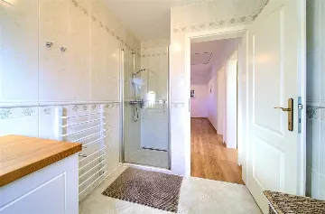 Villa with Pool and Sea View for 6 in Sužan