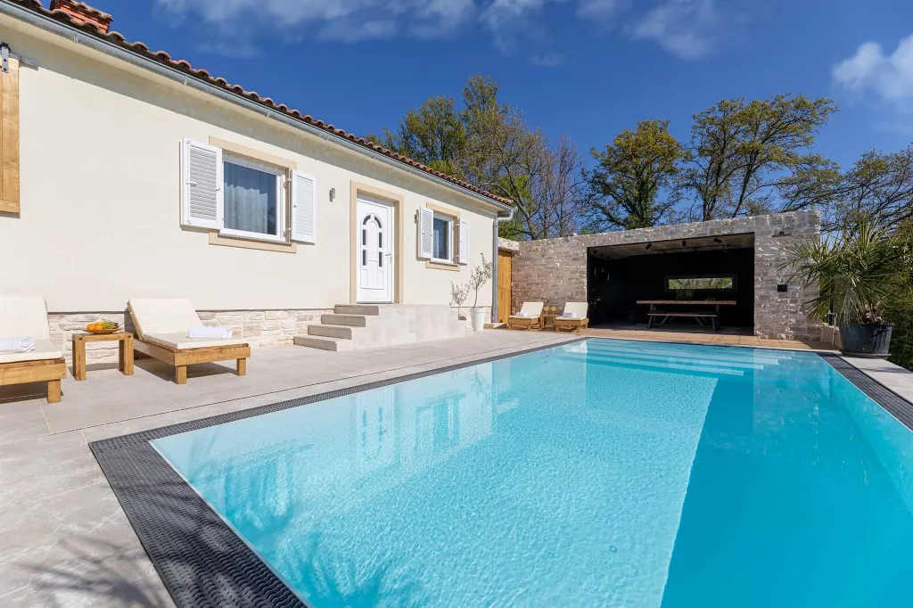 3-Bedroom Villa in Županje (Krk) for 7 Guests