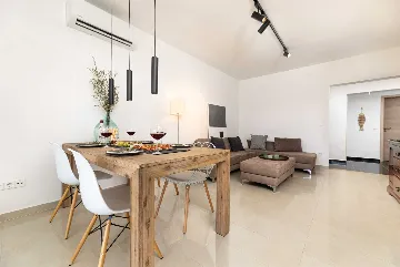 3-Bedroom Villa in Županje (Krk) for 7 Guests