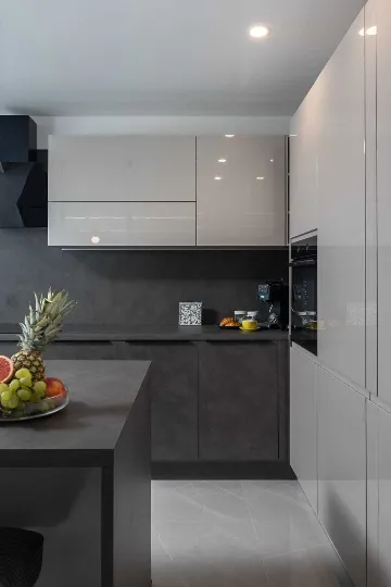 Villa in Kostrena for 8 with Heated Pool and Sea View