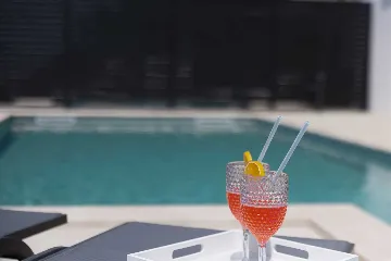 4-Bedroom Villa with Heated Pool in Kostrena