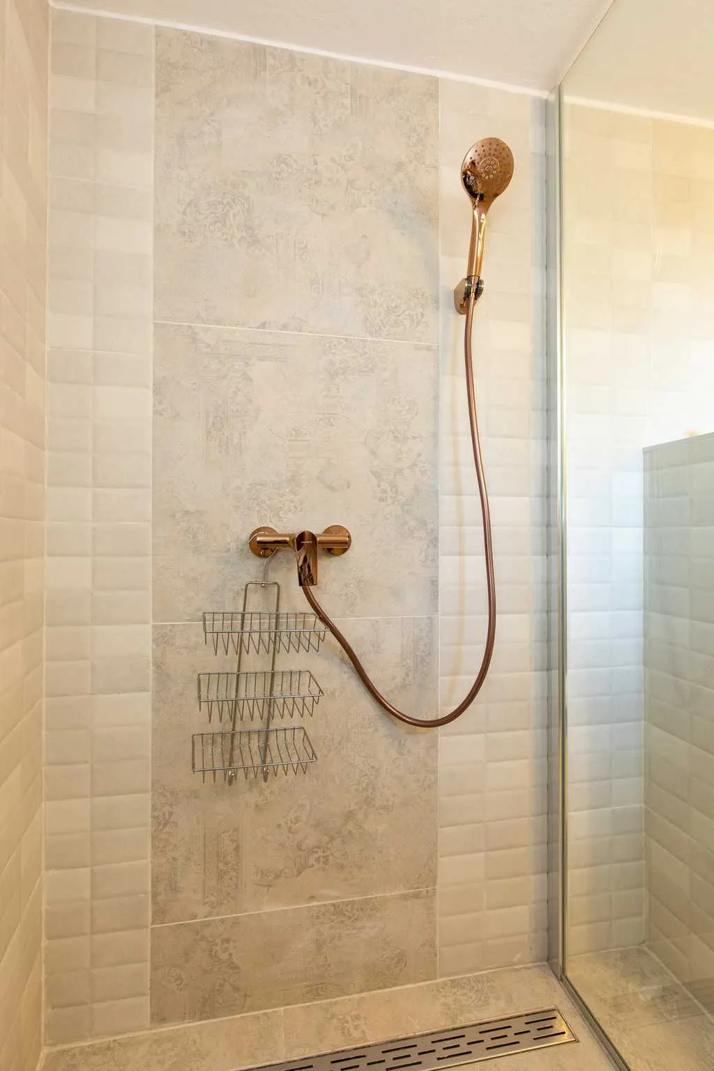 Villa with Pool, Jacuzzi & Sauna in Sveti Vid Dobrinjski