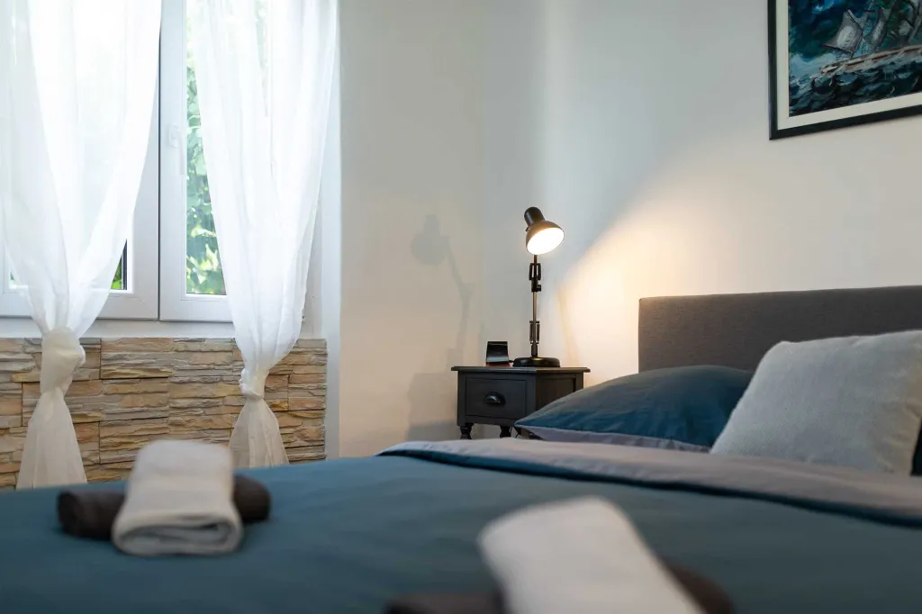Villa with Pool, Jacuzzi & Sauna in Sveti Vid Dobrinjski