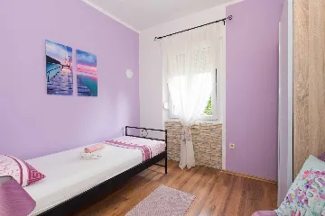 Villa with Pool, Jacuzzi & Sauna in Sveti Vid Dobrinjski