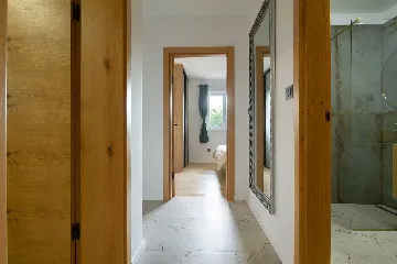 Apartment in Hlapa (Krk) for 8 Guests