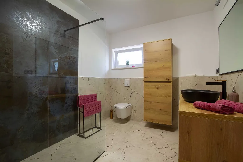 Apartment in Hlapa (Krk) for 8 Guests