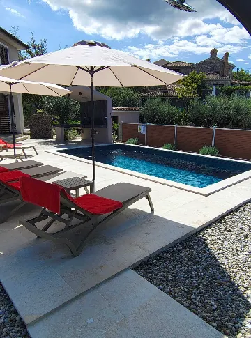 Apartment in Hlapa (Krk) for 8 Guests