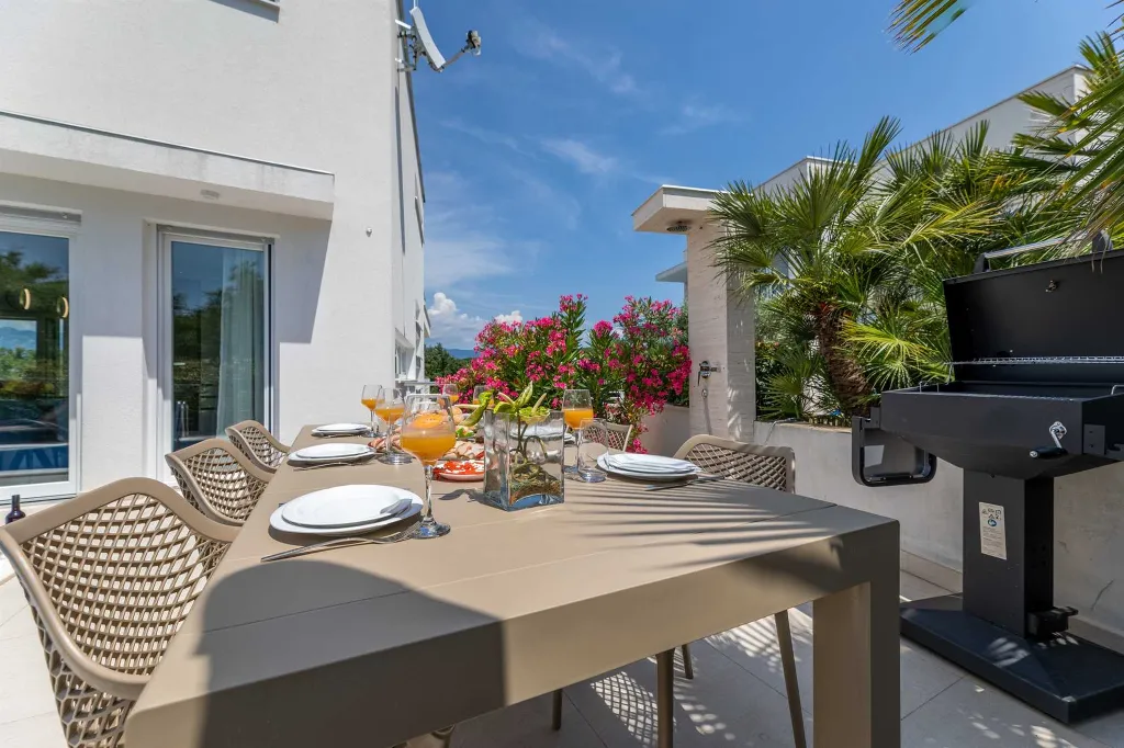 3-Bedroom Villa in Klimno (Krk) with Heated Pool