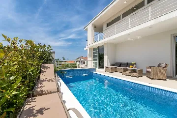 3-Bedroom Villa in Klimno (Krk) with Heated Pool