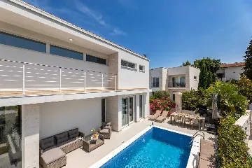 3-Bedroom Villa in Klimno (Krk) with Heated Pool