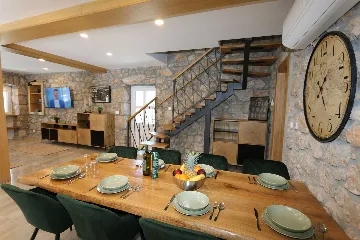 Villa with Swimming Pool in Gabonjin (Krk)