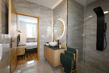 Villa with Swimming Pool in Gabonjin (Krk)