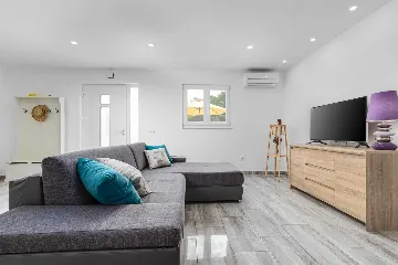 3-Bedroom Villa in Gabonjin (Krk) with Private Pool