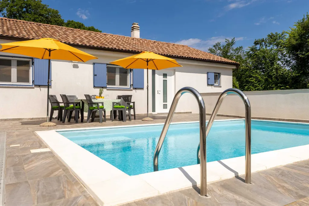 3-Bedroom Villa in Gabonjin (Krk) with Private Pool