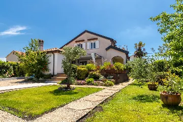 Villa in Brzac (Krk) with Private Pool for 8