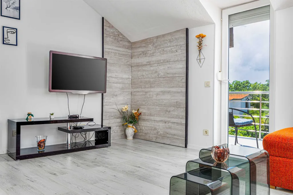 Villa in Brzac (Krk) with Private Pool for 8