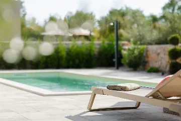 4-Bedroom Villa with Pool in Kras (Krk)