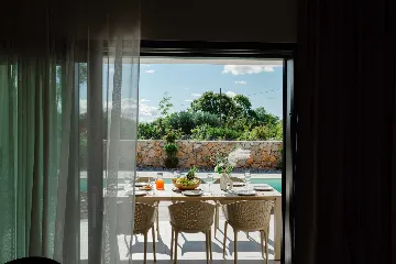 4-Bedroom Villa with Pool in Kras (Krk)