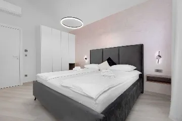 4-Bedroom Villa with Pool in Kras (Krk)