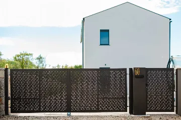 Modern Villa in Kras (Krk) for Up to 8 Guests