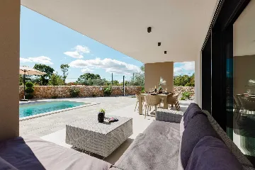 Modern Villa in Kras (Krk) for Up to 8 Guests