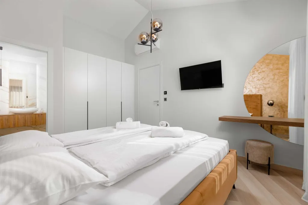 Modern Villa in Kras (Krk) for Up to 8 Guests