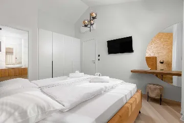 Modern Villa in Kras (Krk) for Up to 8 Guests