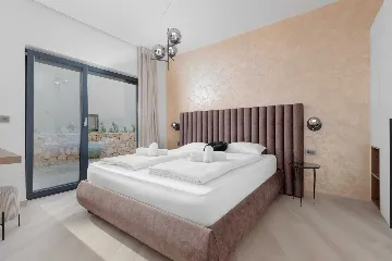 Modern Villa in Kras (Krk) for Up to 8 Guests