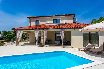 Villa with Pool and Sea Views in Bajčići (Krk)