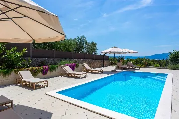 Villa with Pool and Sea Views in Bajčići (Krk)
