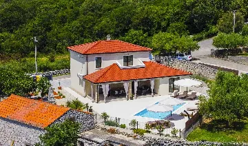 Villa with Pool and Sea Views in Bajčići (Krk)