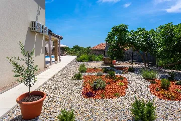 Villa with Pool and Sea Views in Bajčići (Krk)