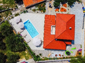 Villa with Pool and Sea Views in Bajčići (Krk)