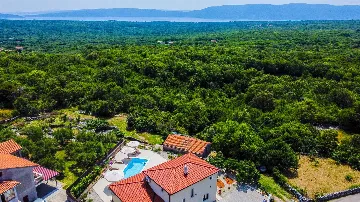 Villa with Pool and Sea Views in Bajčići (Krk)
